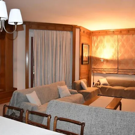 Sophia's Home, Unique Interior Design, City Center בית נופש