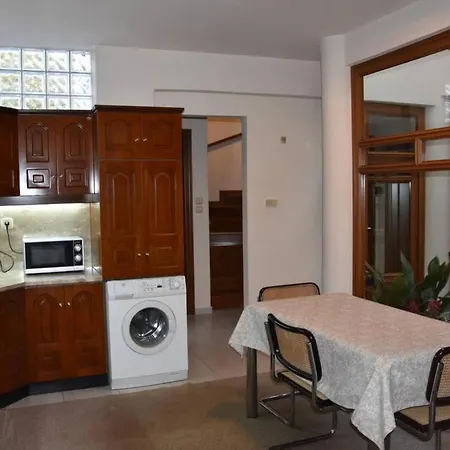 Sophia's Home, Unique Interior Design, City Center בית נופש *