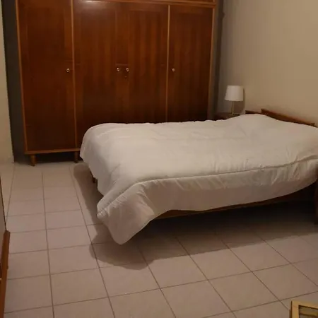 Sophia's Home, Unique Interior Design, City Center בית נופש סרס